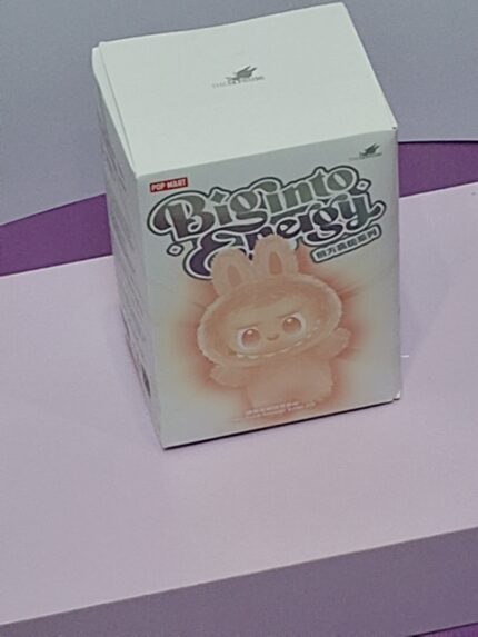 عروسک لبوبو